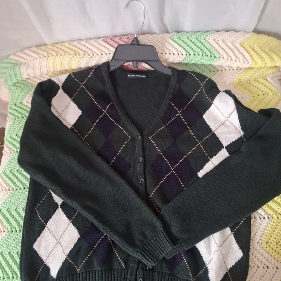 Black and White Argyle Cardigan Sweater - Picture 5 of 10